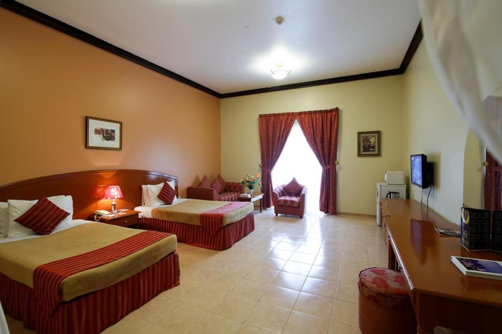 Summer Land Hotel Apartment Шарджа Экстерьер фото