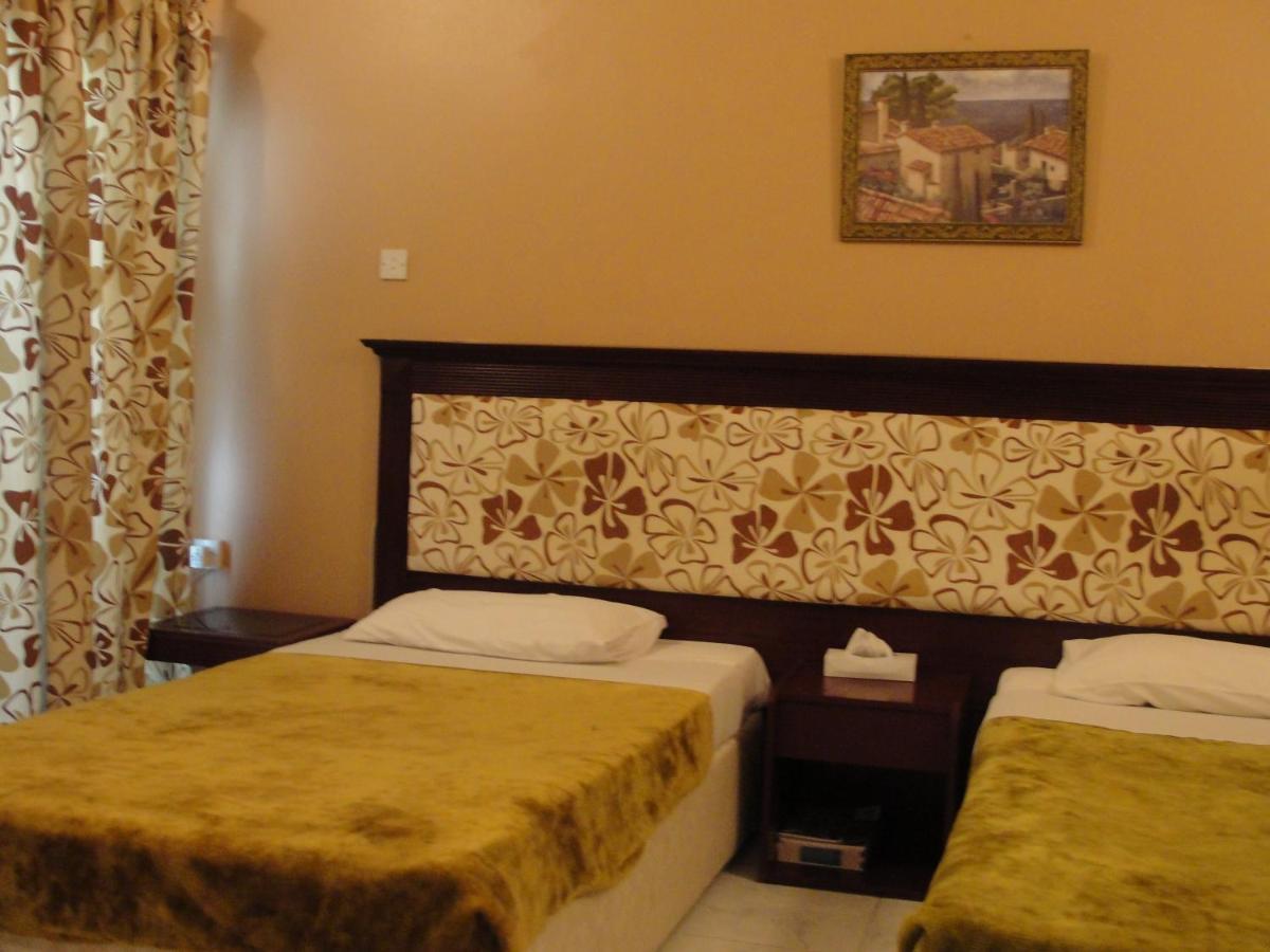 Summer Land Hotel Apartment Шарджа Экстерьер фото