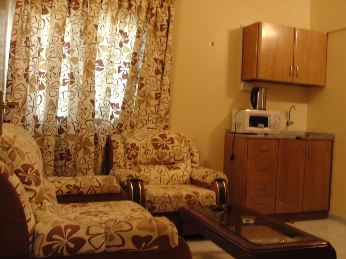 Summer Land Hotel Apartment Шарджа Экстерьер фото