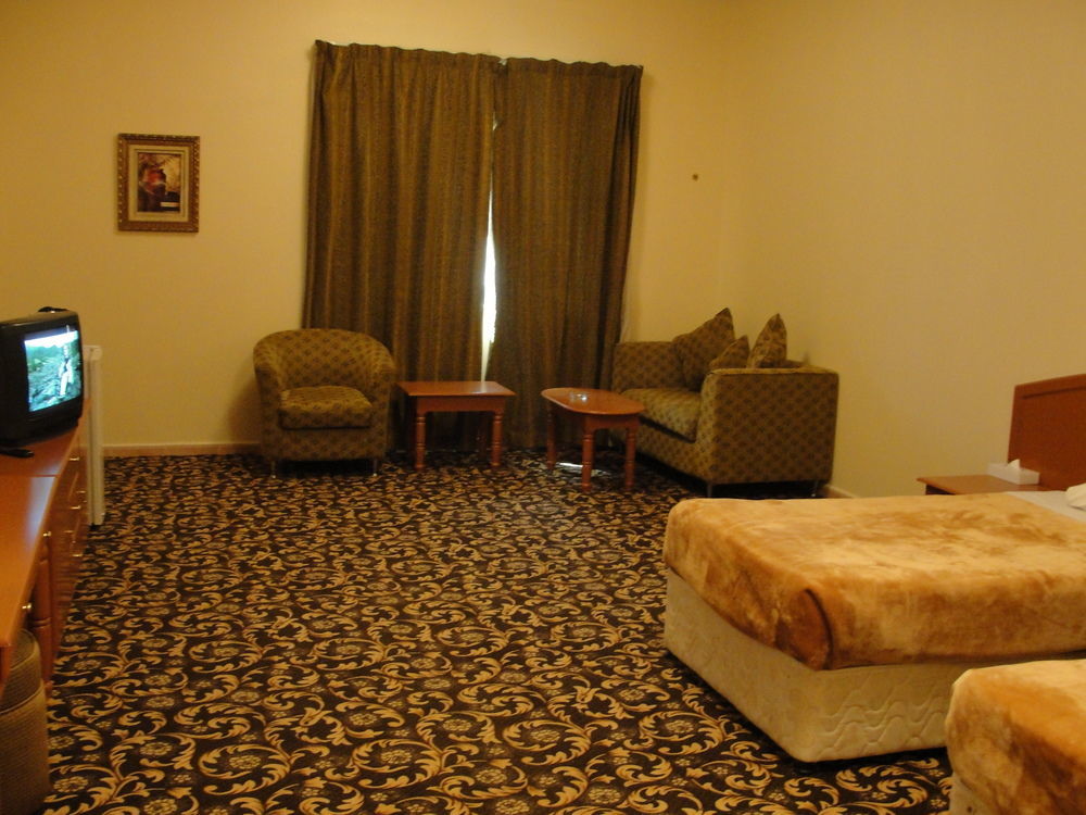 Summer Land Hotel Apartment Шарджа Экстерьер фото