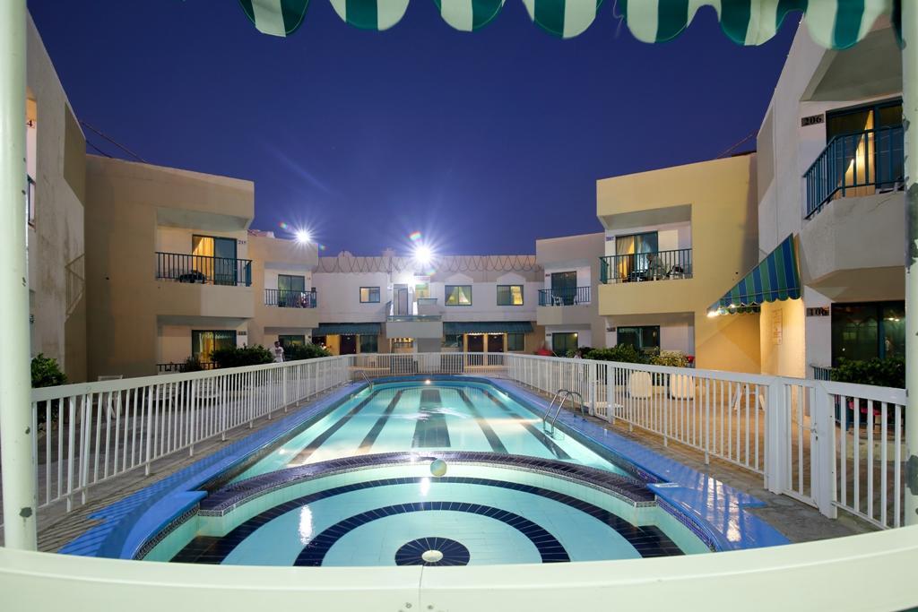 Summer Land Hotel Apartment Шарджа Экстерьер фото